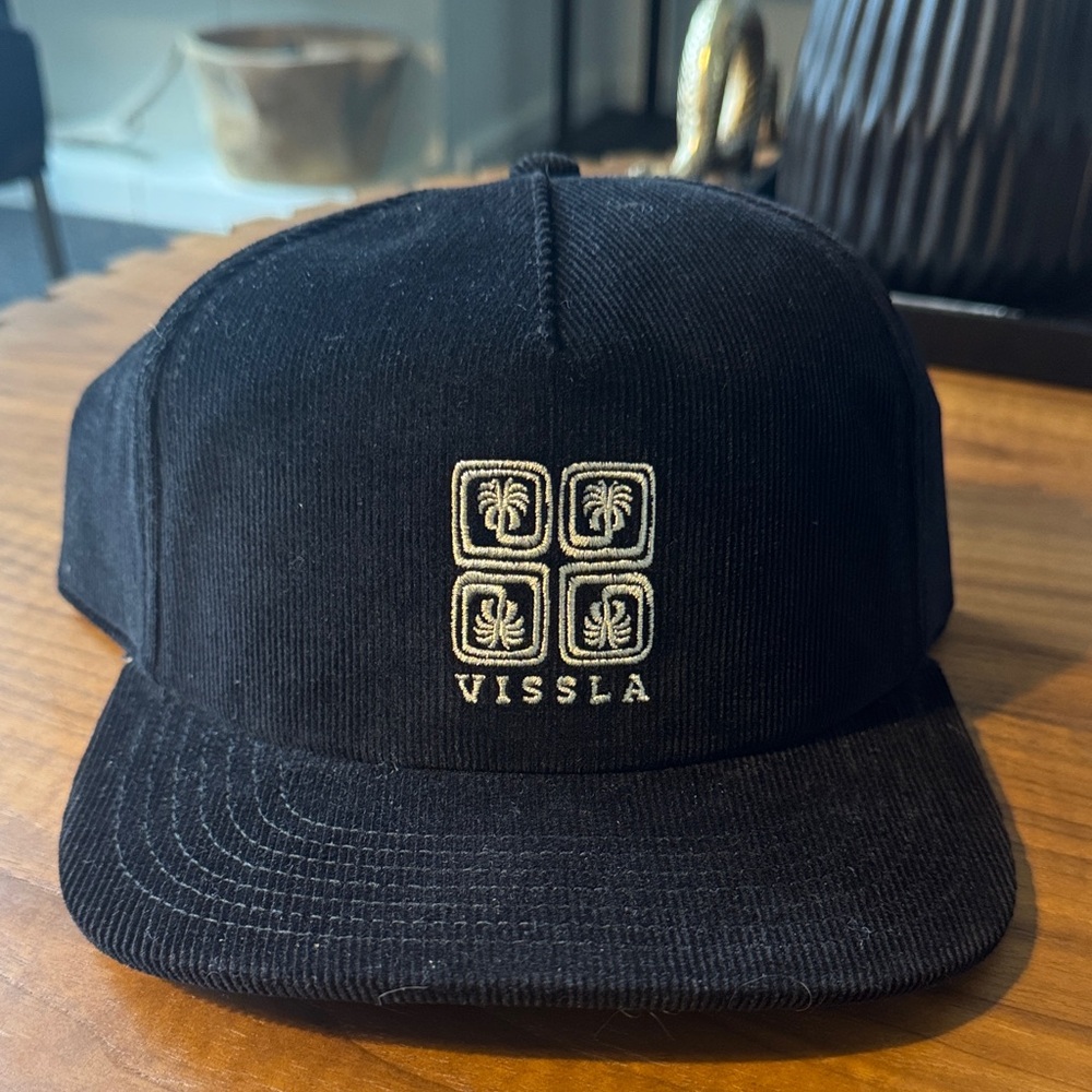 VISSLA cord with palm Logo Hat